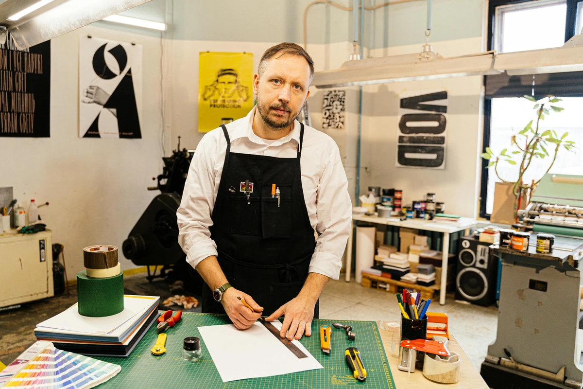 Portrait-of-Graphic-Artist-Studio-Design-Workspace