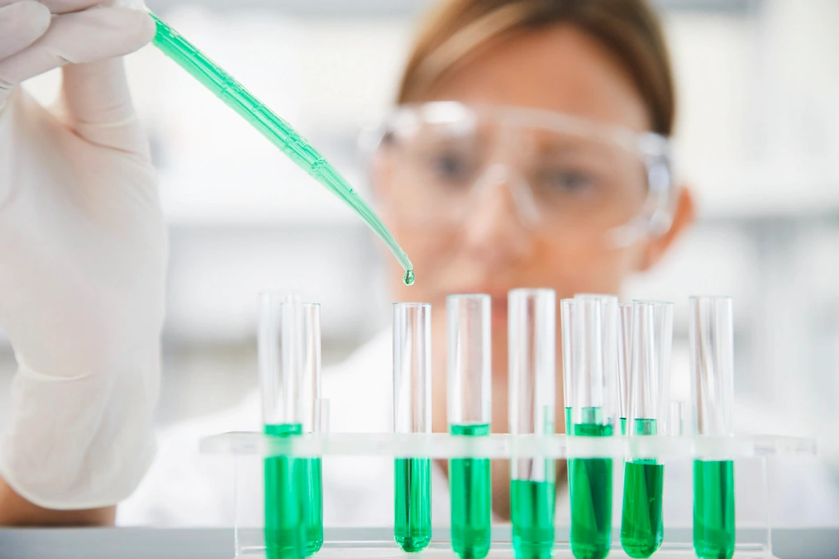 chemical-engineer-launching-experiment-testing-safe-paints-astm-standard-compliance.jpg
