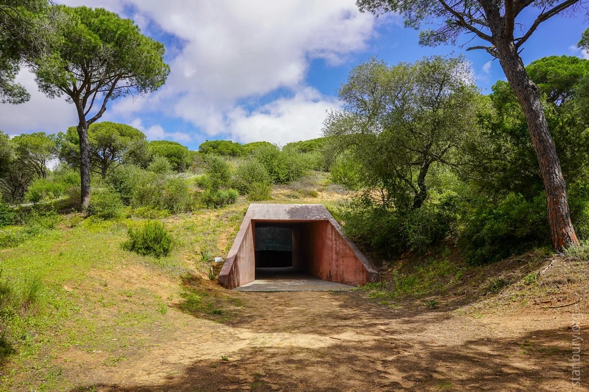James Turrell Second Wind skyspace at the National Museum of Art, experiencing immersive light and sky artifacts