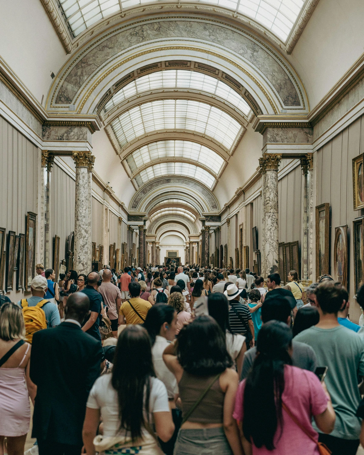 Crowd in Louvre with Free Admission | Crowd in the Louvre · Free Stock Photo | Heritage Site With Crowd