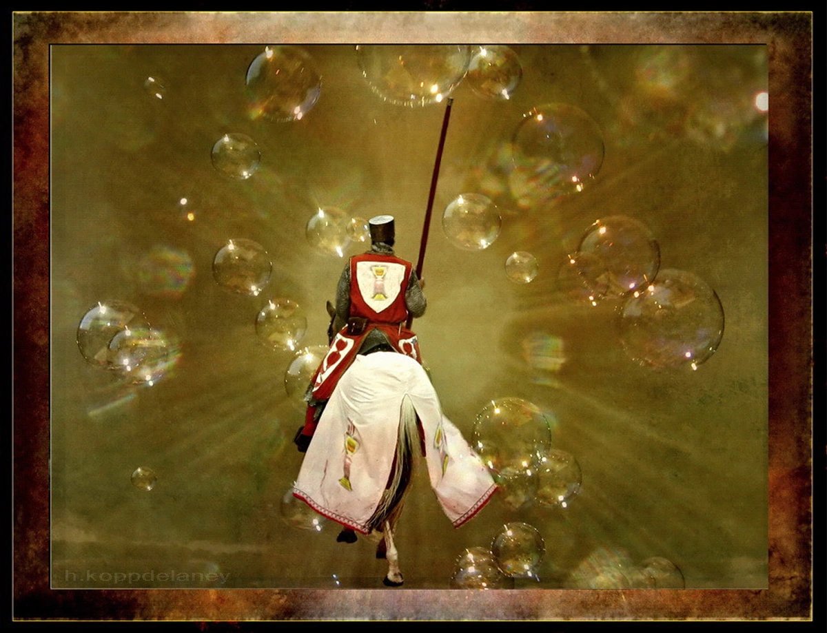 Knight of the Holy Grail representing the psychologist archetype in art therapy with symbolic bubbles