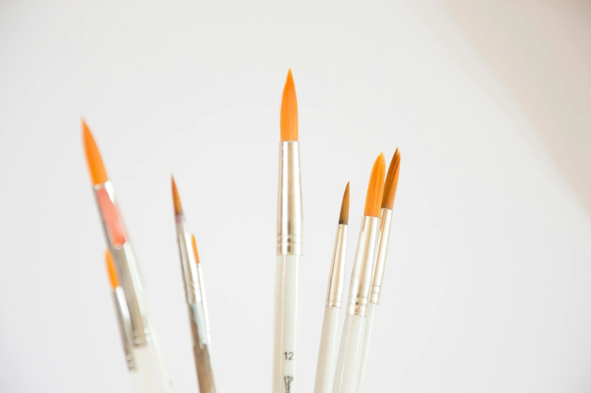 Selective Focus Photography of Fine-tip Paint Brushes - High-Quality Stock Image for Artists Guide