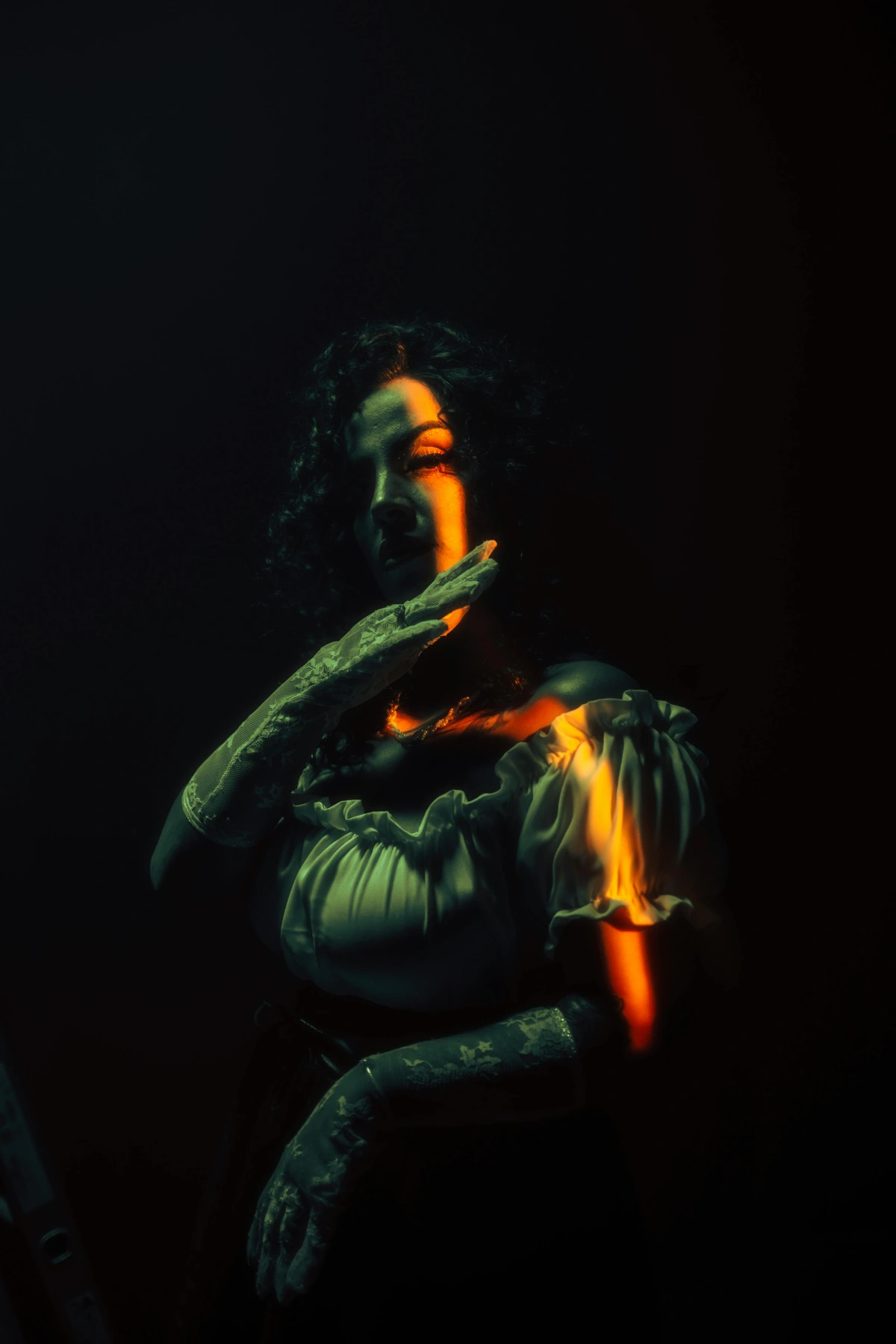 Woman in Light and Shadow: Artistic Lighting Photography