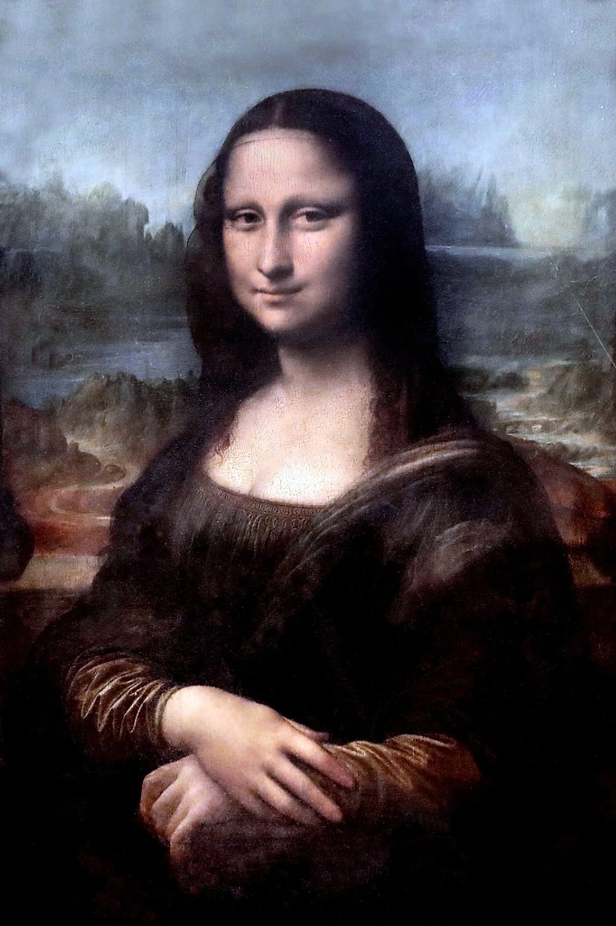 Mona Lisa painting demonstrating sfumato technique with soft, blended edges.
