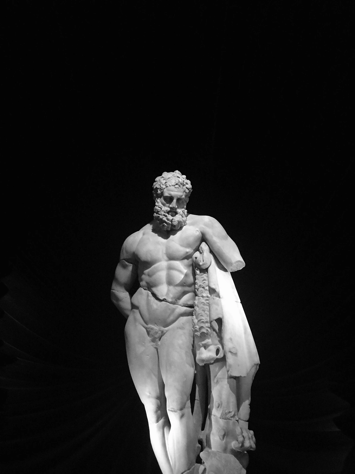 Ancient statue representing the endurance of art in history, a classical sculpture masterpiece symbolizing cultural legacy and timeless artistic value.